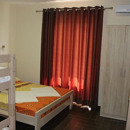 Apartment Family Ulcinj Ngoại thất bức ảnh