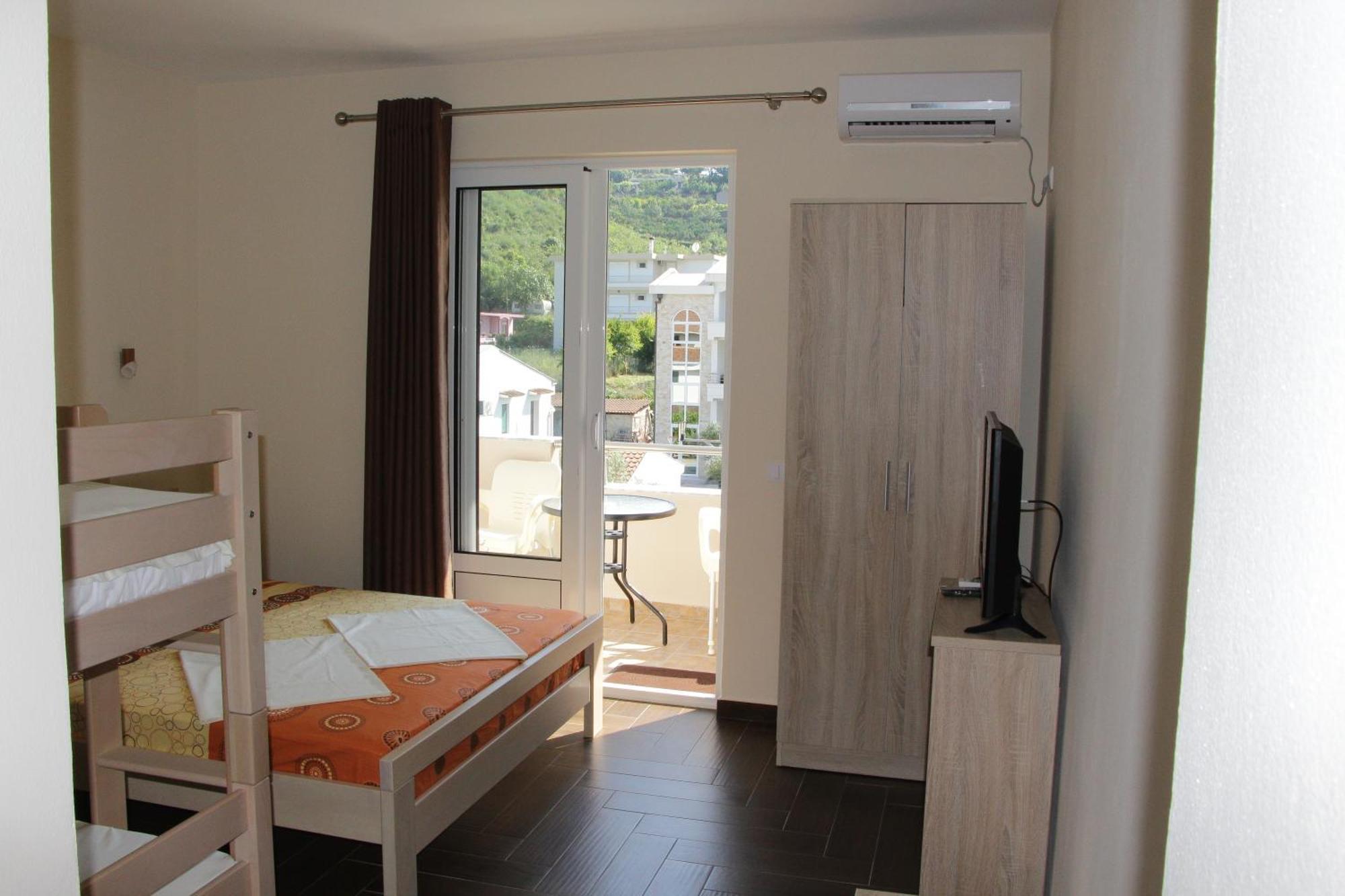 Apartment Family Ulcinj Ngoại thất bức ảnh
