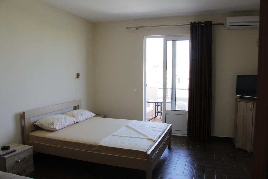Apartment Family Ulcinj Ngoại thất bức ảnh