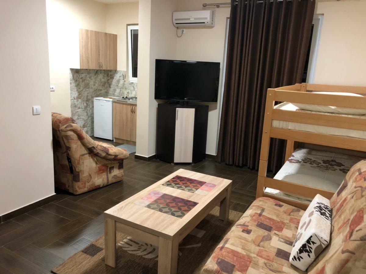 Apartment Family Ulcinj Ngoại thất bức ảnh
